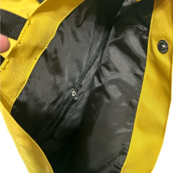 On Running Bright Yellow Men's Backpack - Picture 3 of 3